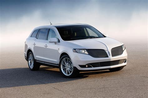 2015 Lincoln MKT Owners Manual